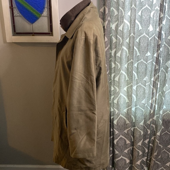 Lauren Ralph Lauren Men's Classic Tan Coat With Removable Quilted Lining - Picture 4 of 15